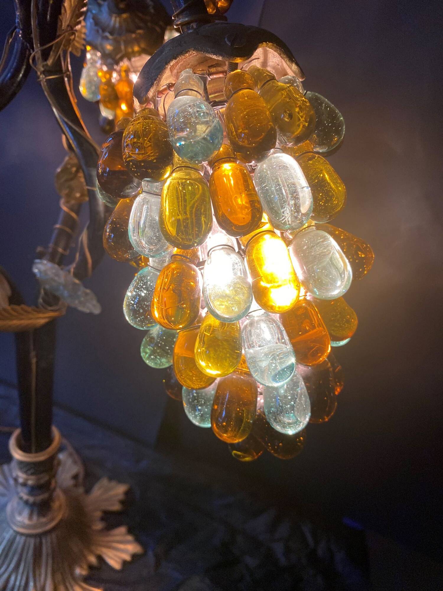 Large grape cluster lamp, Murano glass, 1950.