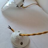 Serrated opaline suspension