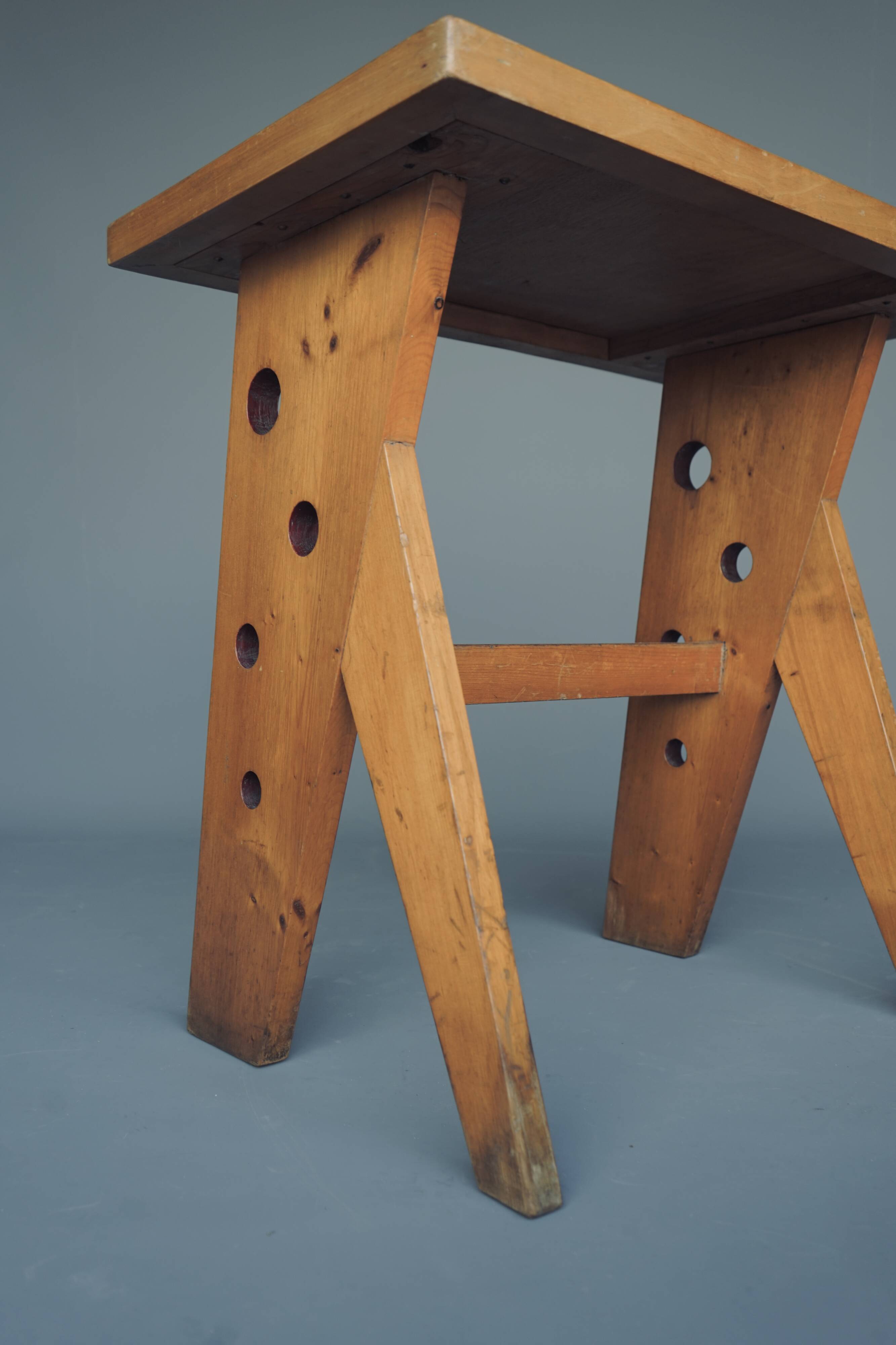 Petit bureau français vintage, années 1950