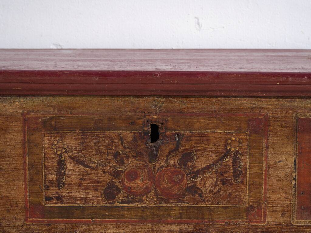 Antique pine wood chest – Central Europe (circa 1900)