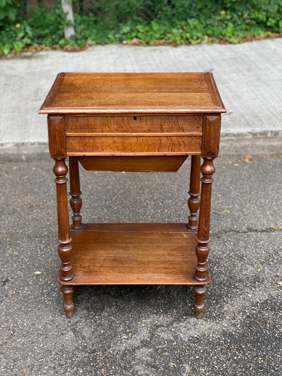 20th-century solid oak dressing table.