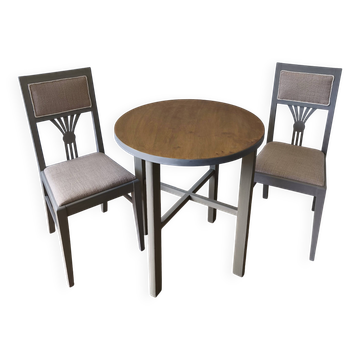 Ensemble de 2 chaises et une table des années 60.