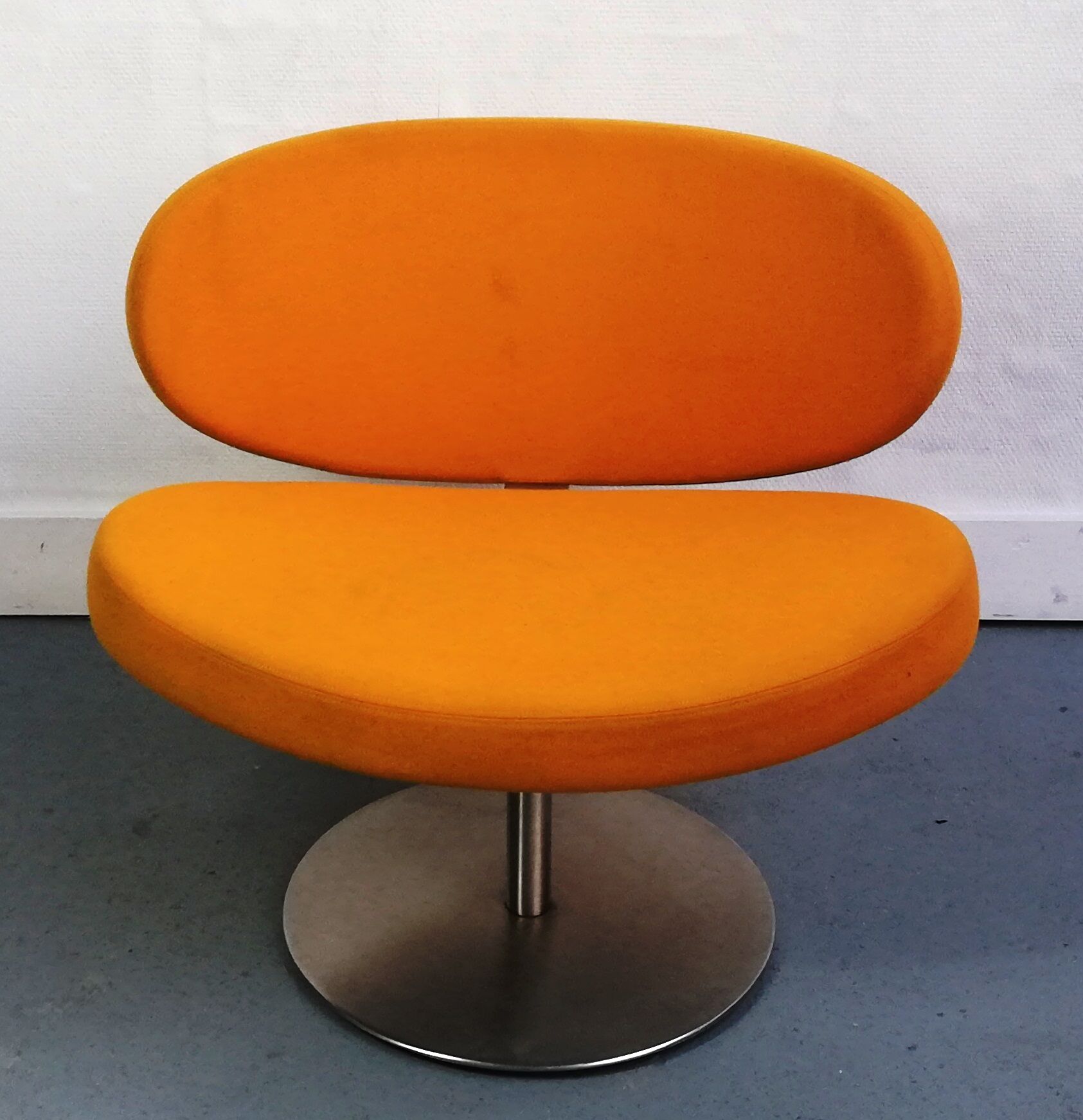 Fauteuil sunset par Christophe Pillet et édité par Capellini