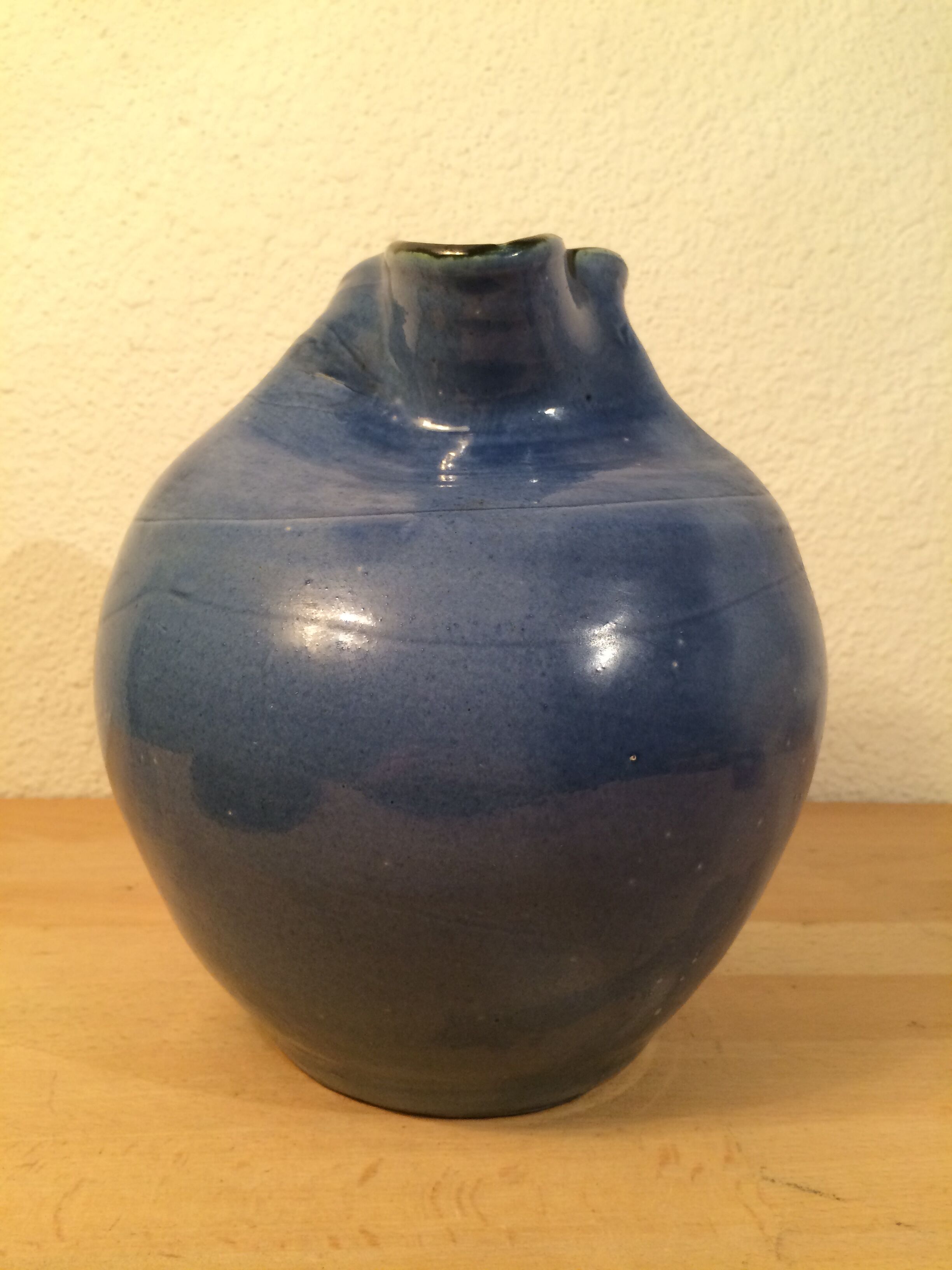 Vase signed Buxo ceramic free form