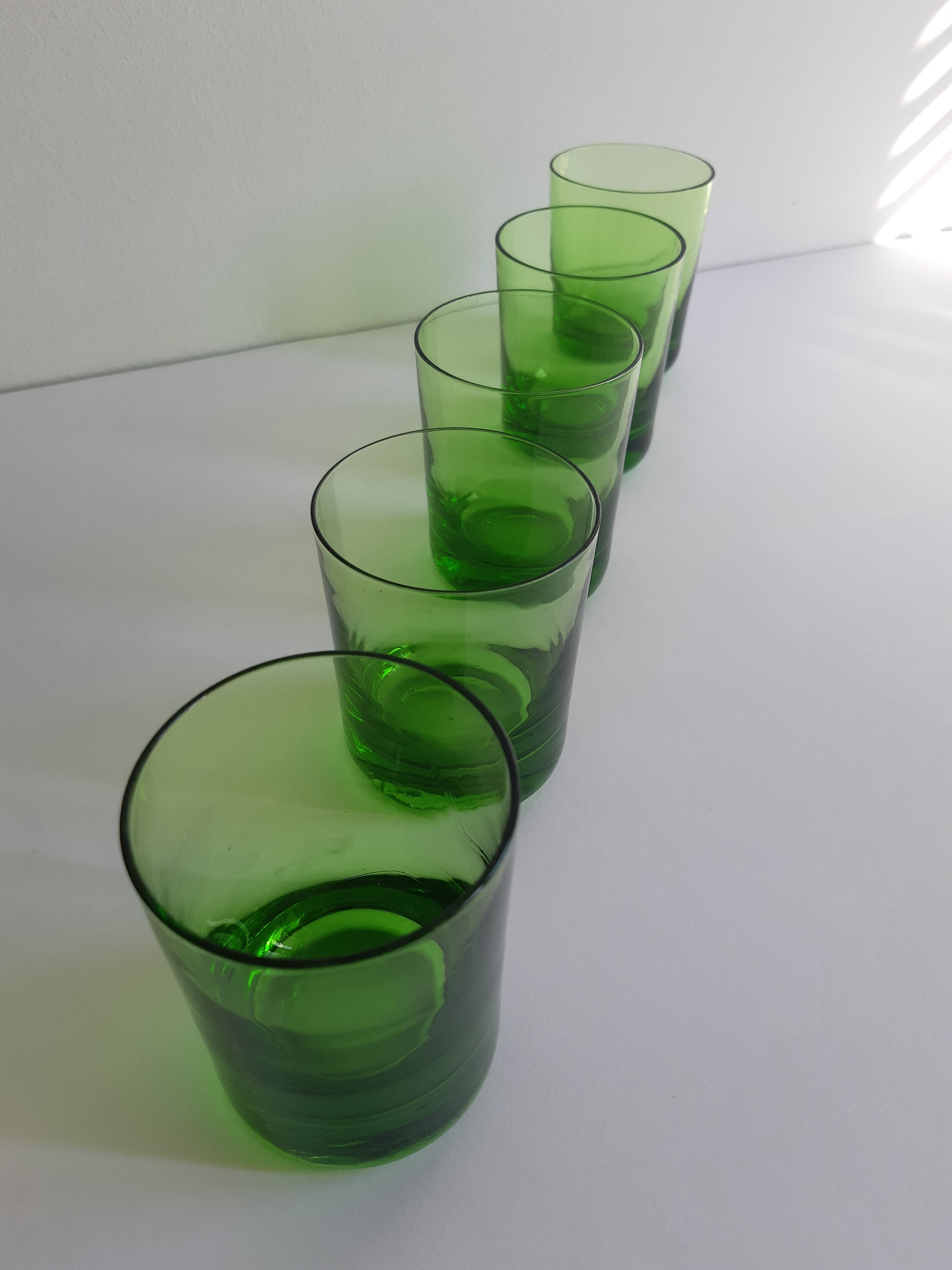 Set of 6 green vintage liqueur glasses