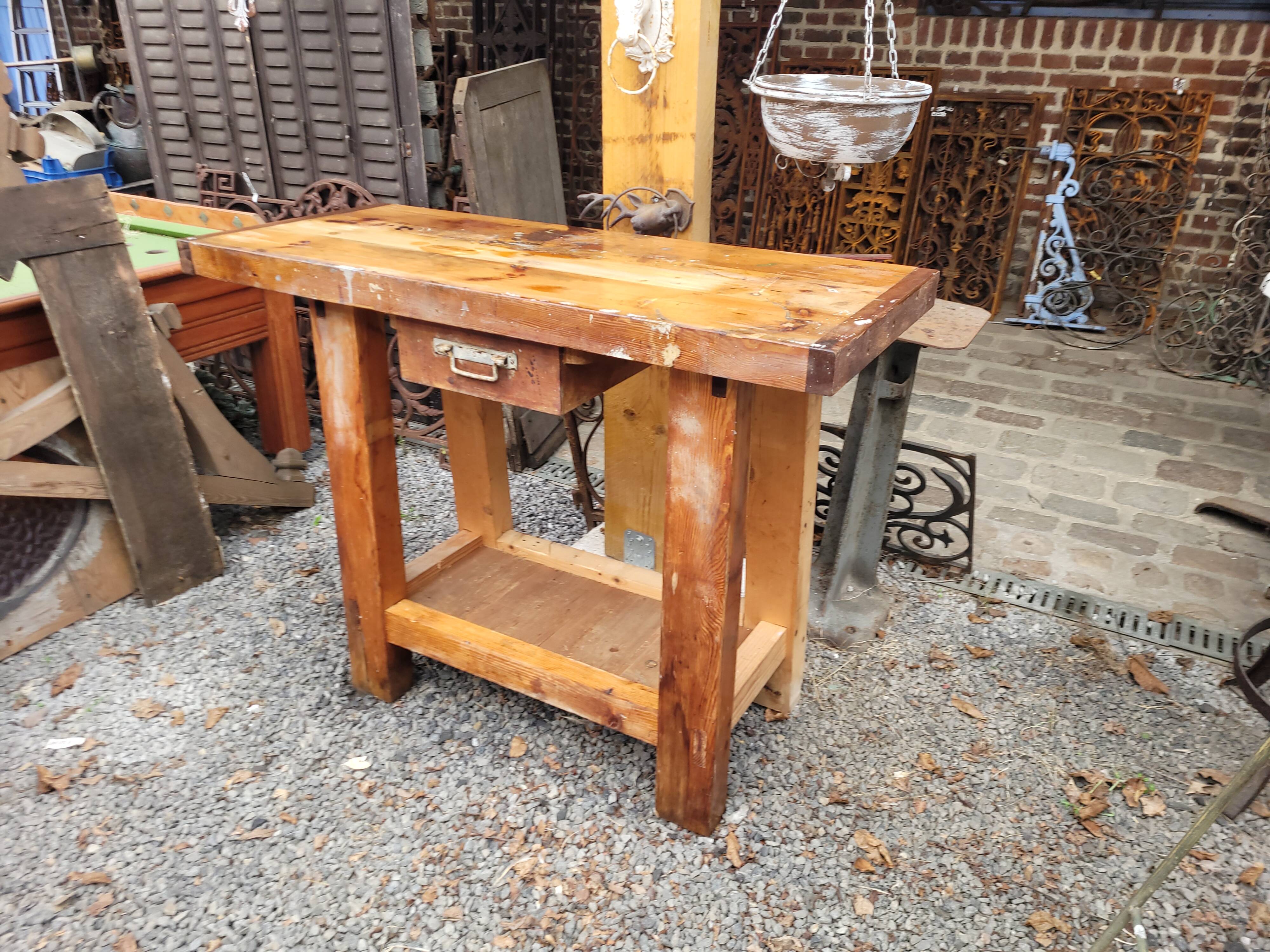 Carpentry or cabinetmaker's workbench, 120 long
