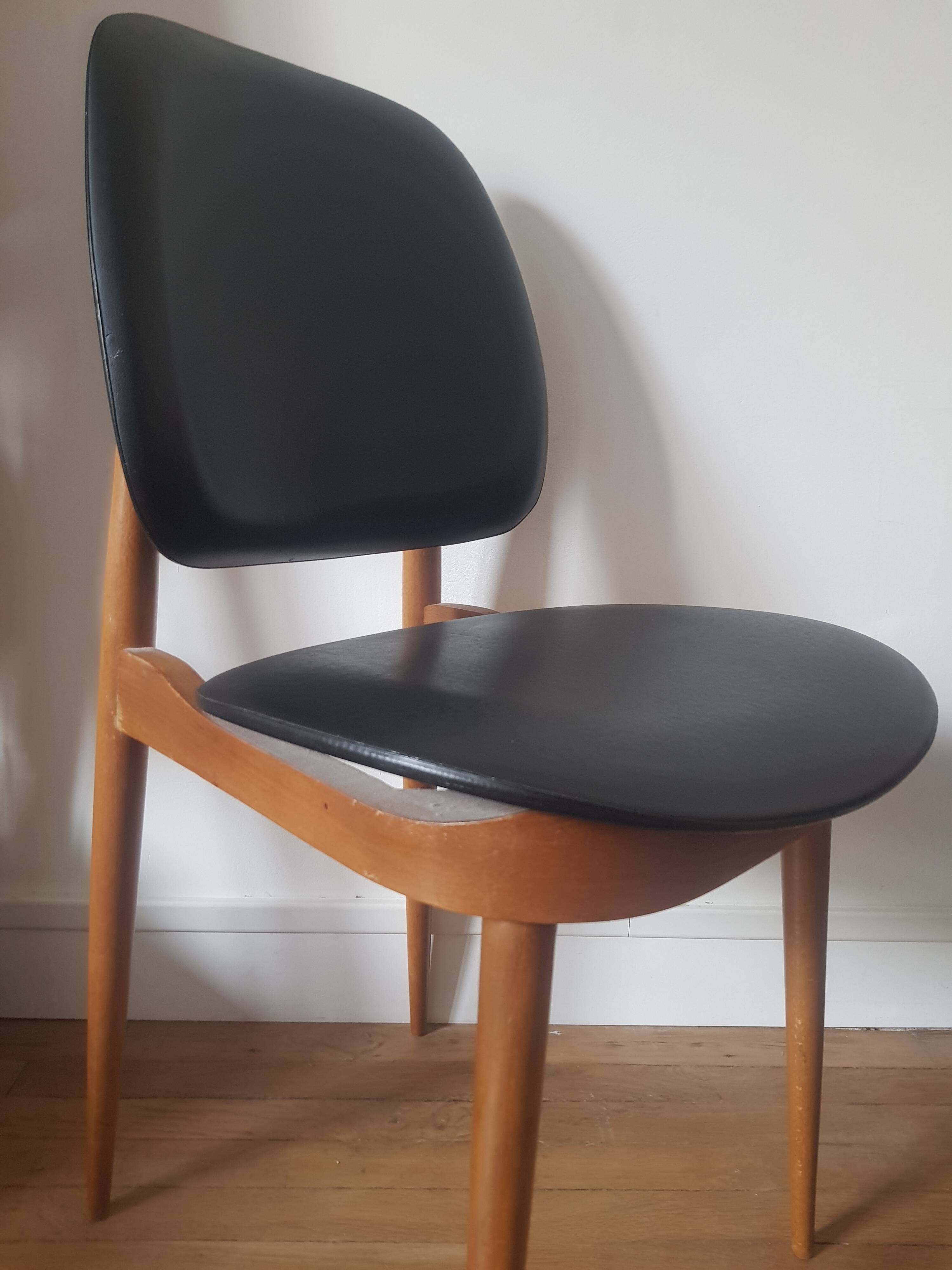 Pegase chair by Pierre Guariche