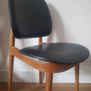 Chaise Pegase par Pierre Guariche