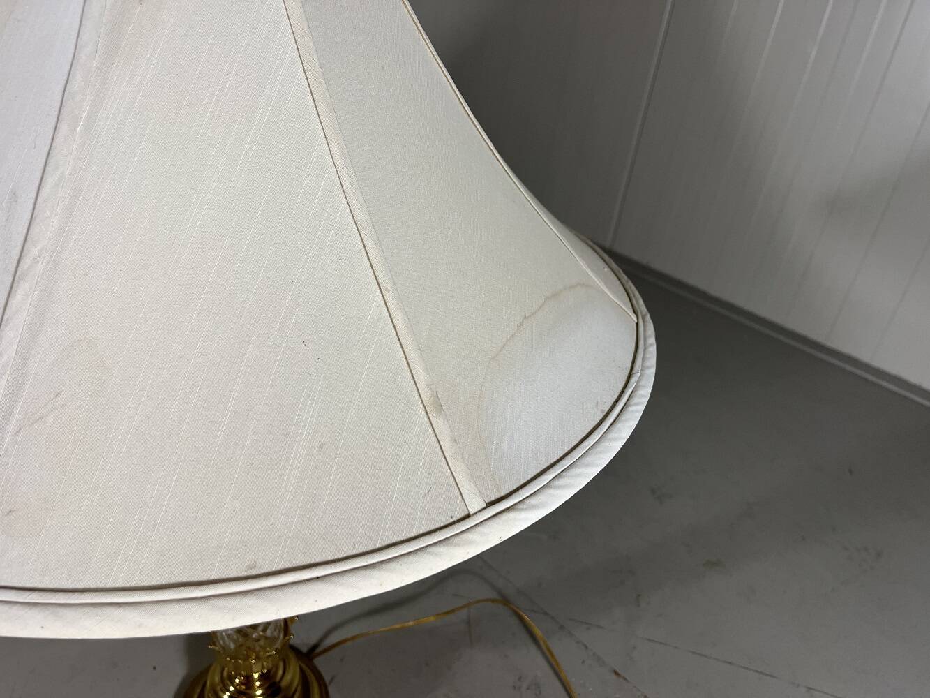 Hollywood Regency crystal & brass table lamps by Underwriters Laboratories Inc