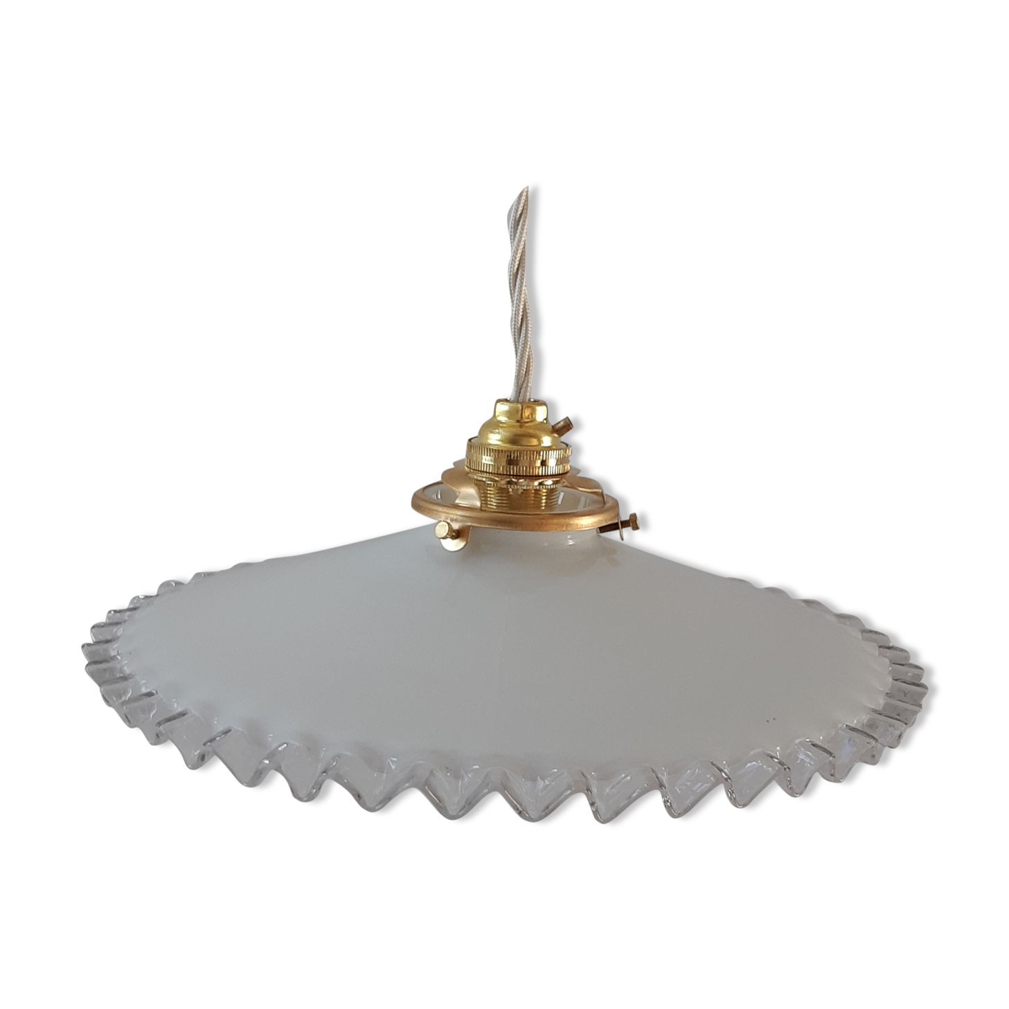 Pendant lamp in serrated opaline 40s