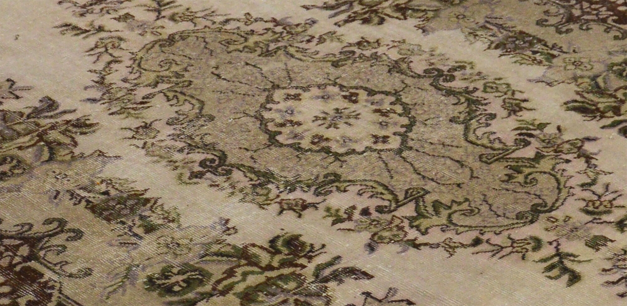 Anatolian handmade vintage rug 281 cm x 168 cm