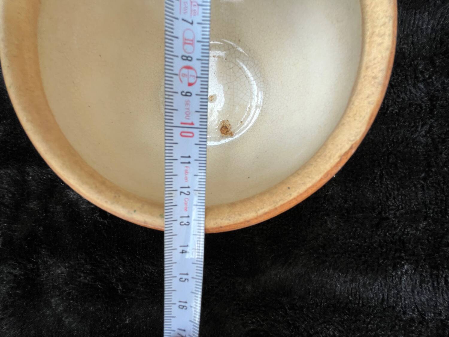 Stoneware salad bowl