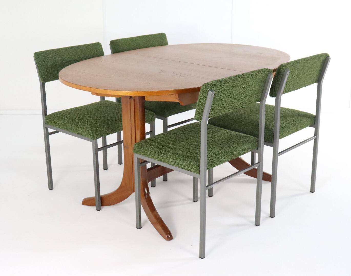 Set van 4 vintage stoelen 'Traunraut'