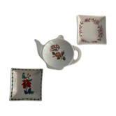 3 porcelain cups