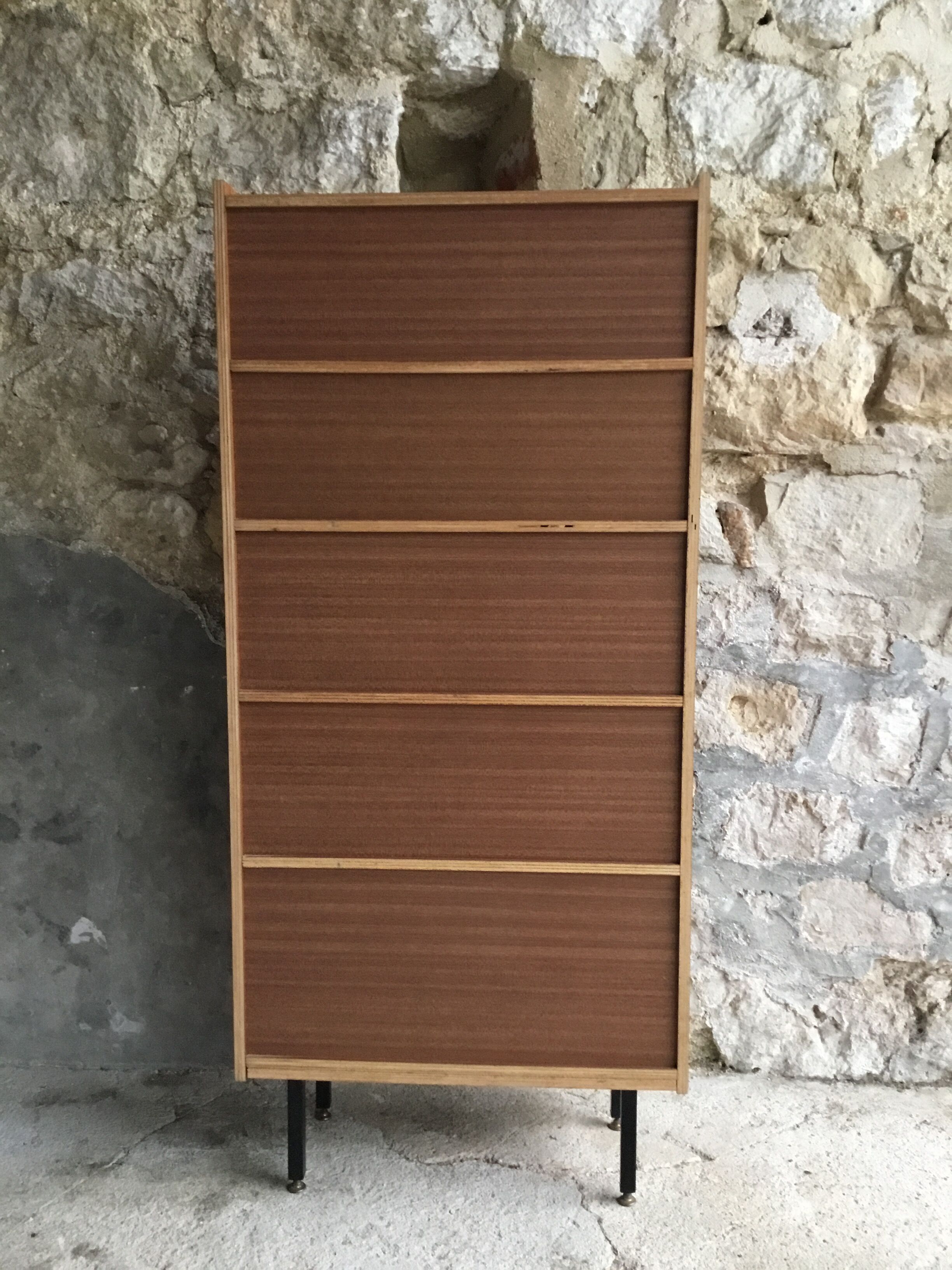 Vintage library showcase - metal feet - mahogany veneer - 1960