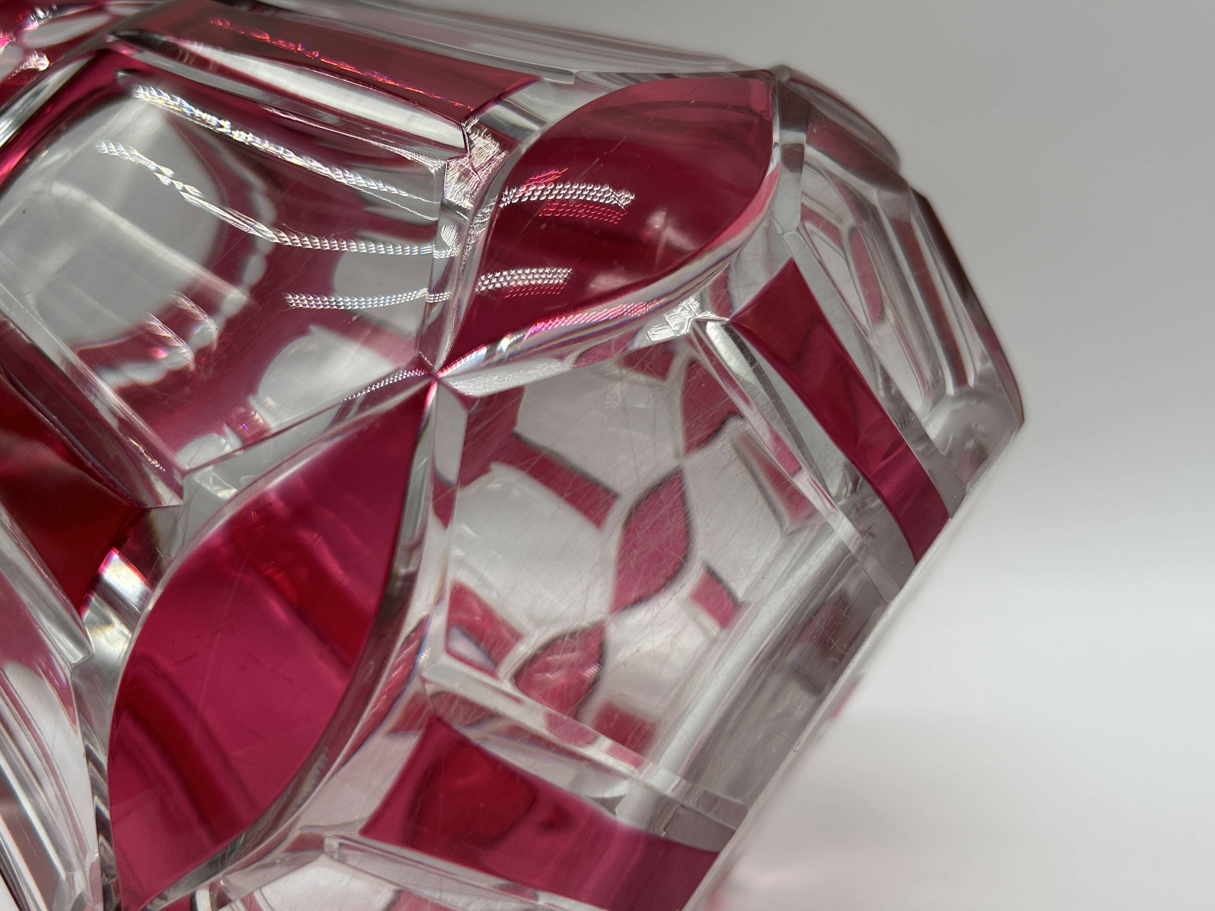 Art Deco flower holder in crystal from Val Saint-Lambert