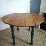Farm table, with shutters