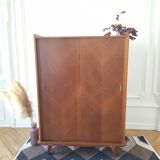 Compas foot cabinet