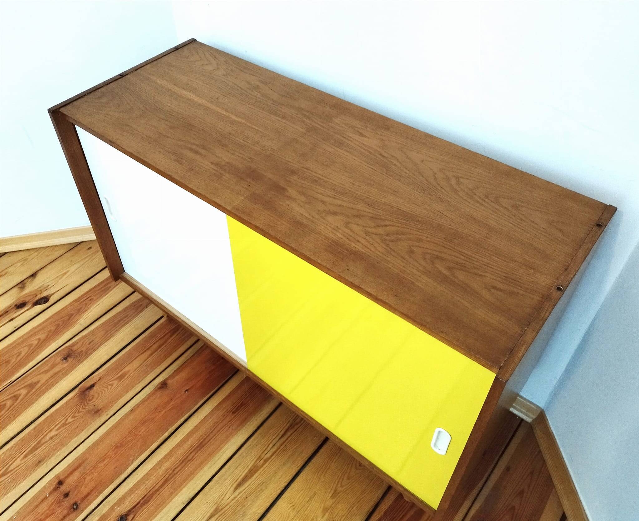 Czechoslovakian Cabinet attributed to J. Jiroutek for Interior Prague, 1960s