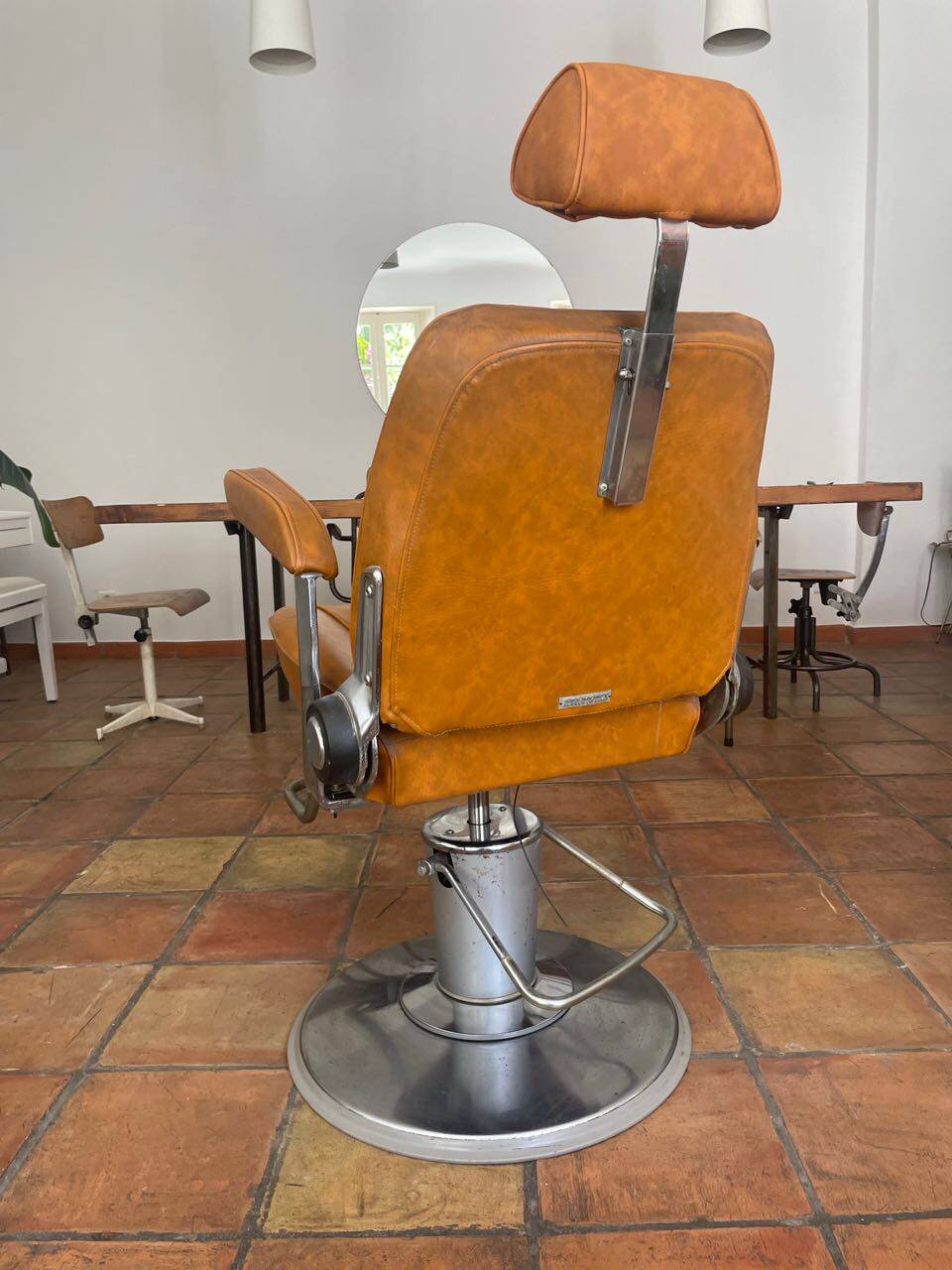 Belmont hairdressing chair