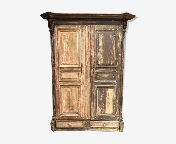 Armoire patinée