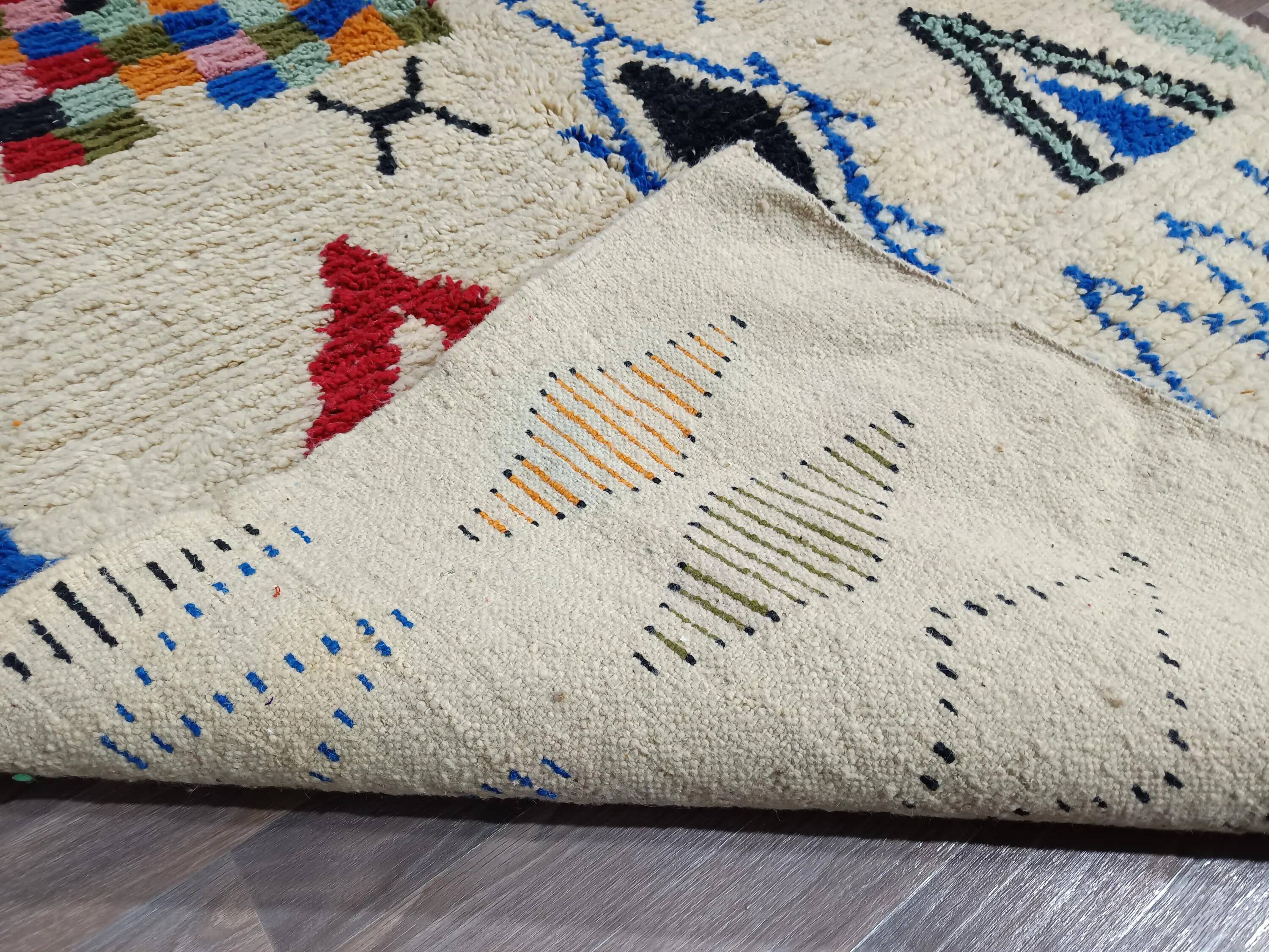 Unique Moroccan rug 3 x 2 m