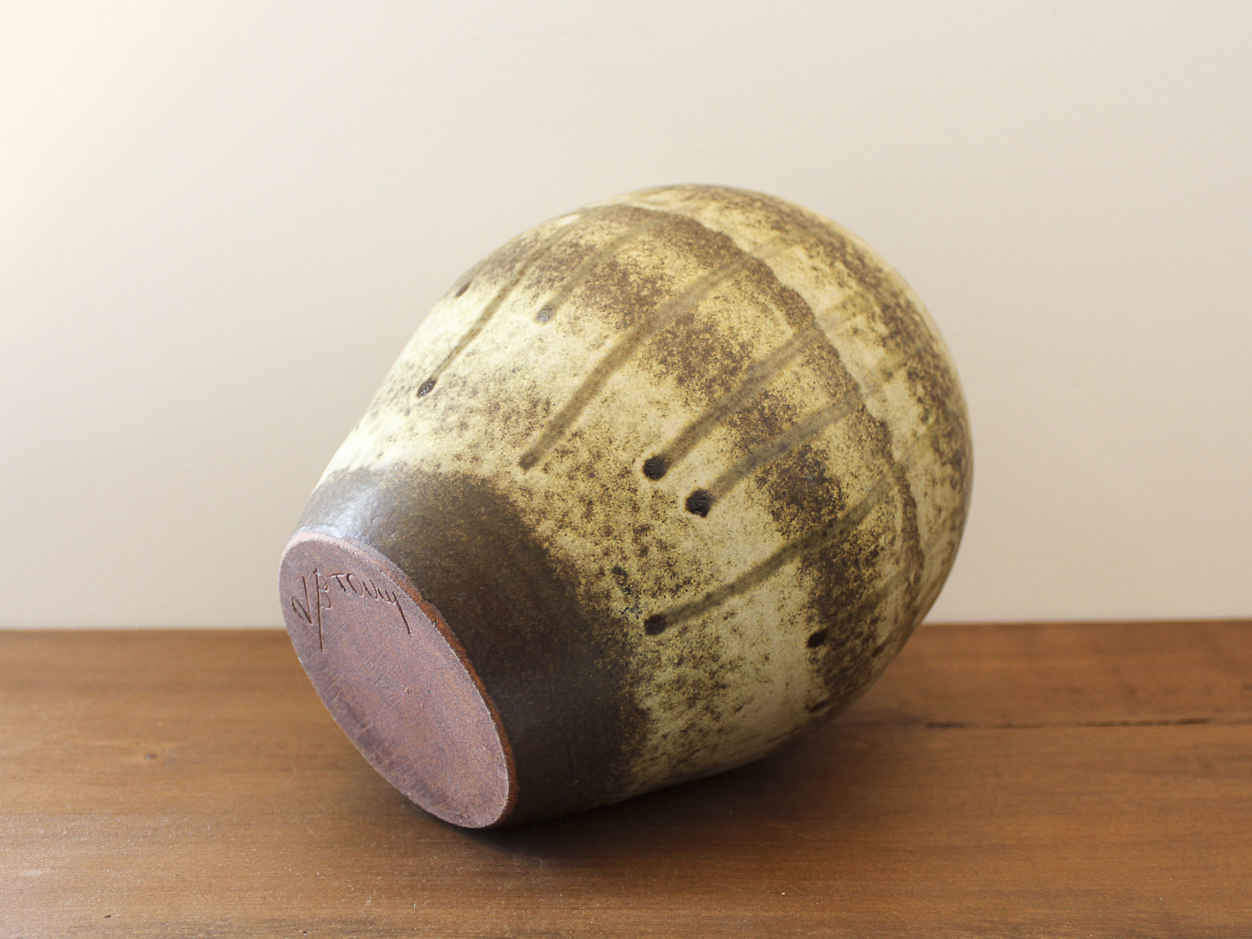 Lionel Bisson ceramic vase in Toucy