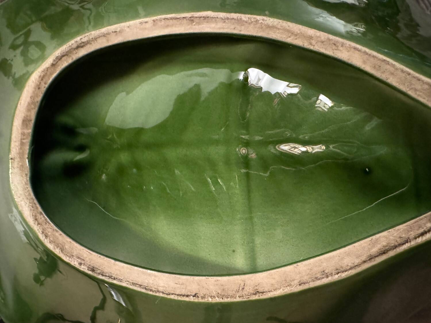 Large ceramic leaf cup from the 60s