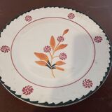 4 assiettes à dessert St Amand