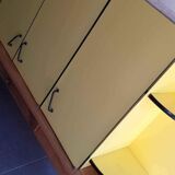 Meuble formica jaune