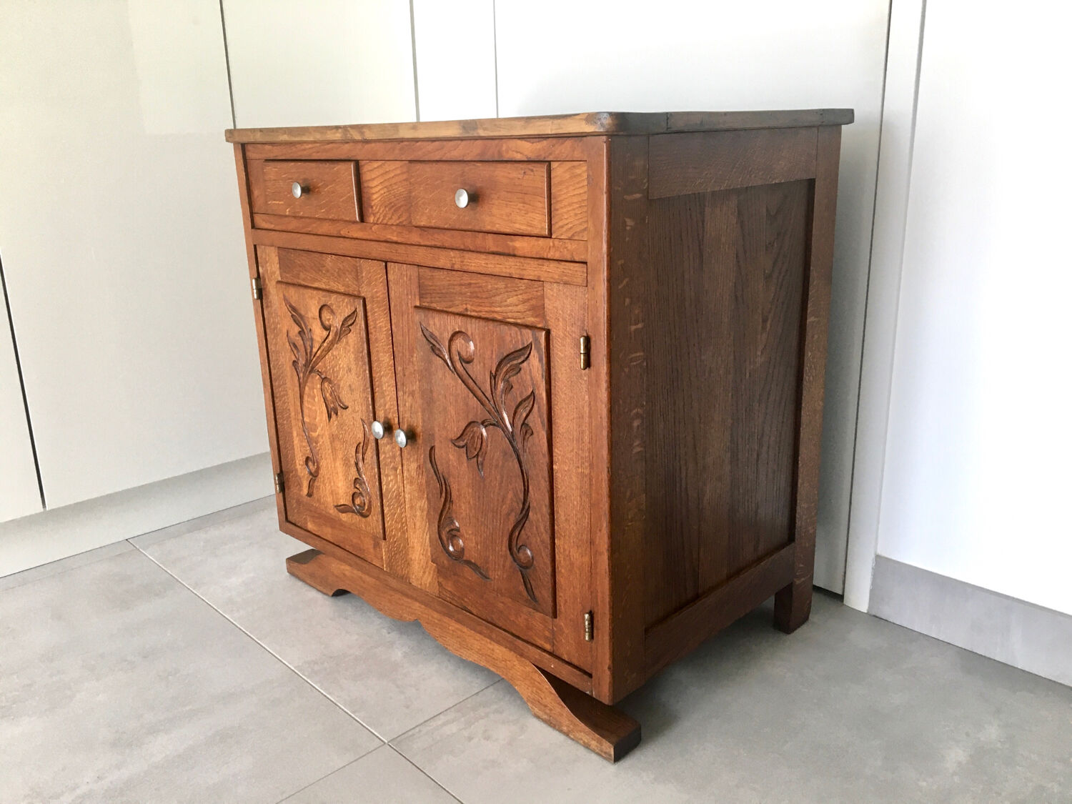 Small buffet in old oak from the 40s/50s