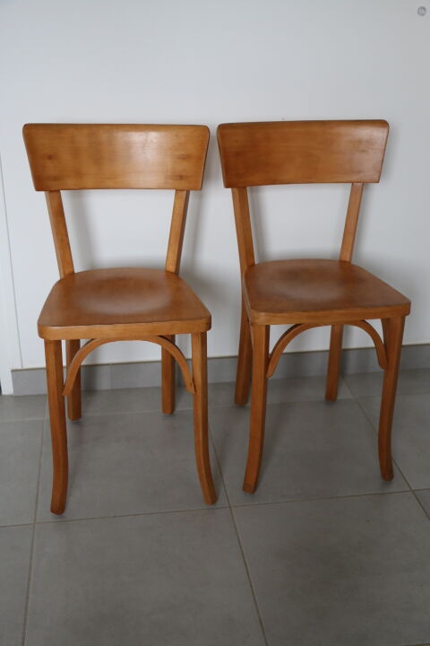 2 Baumann chairs back wide light beech