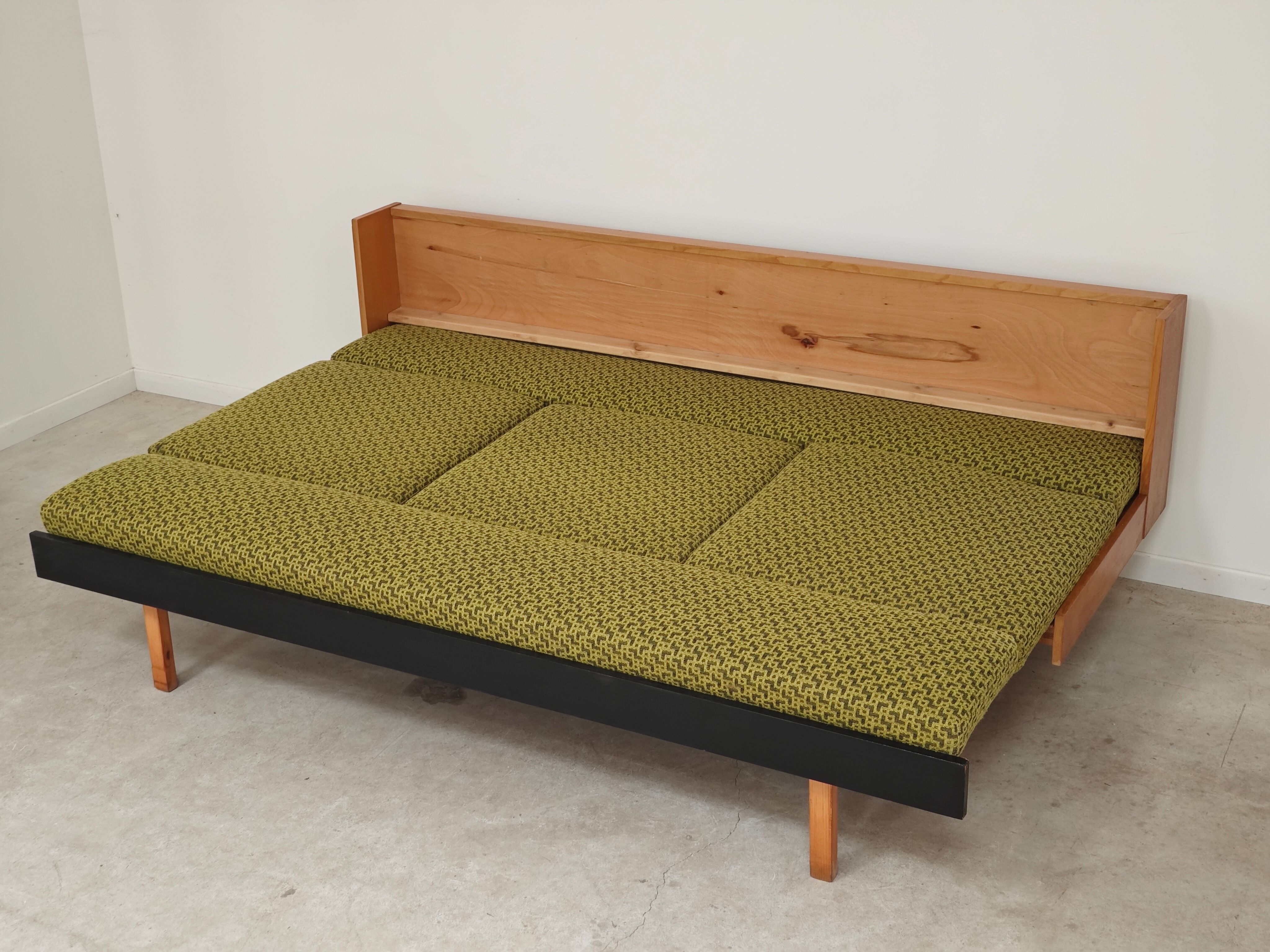 Green folding bench / Sofa  
Drevotvar Czechoslovakia 1960