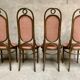 Série de 4 anciennes chaises bistrot Thonet en bois courbé