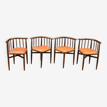 Ensemble Thonet de 4 chaises encastrables années 60 / 70