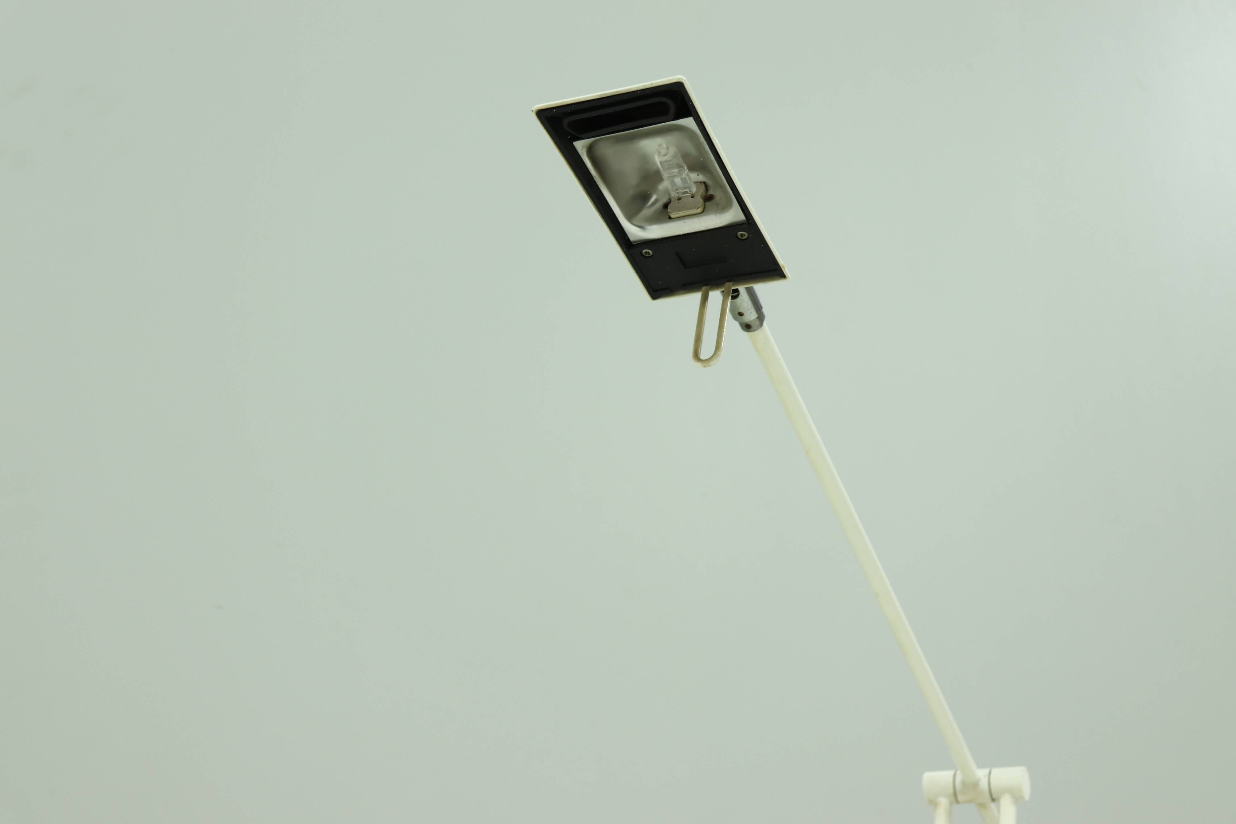 Lampadaire post-moderne à contrepoids des années 1980