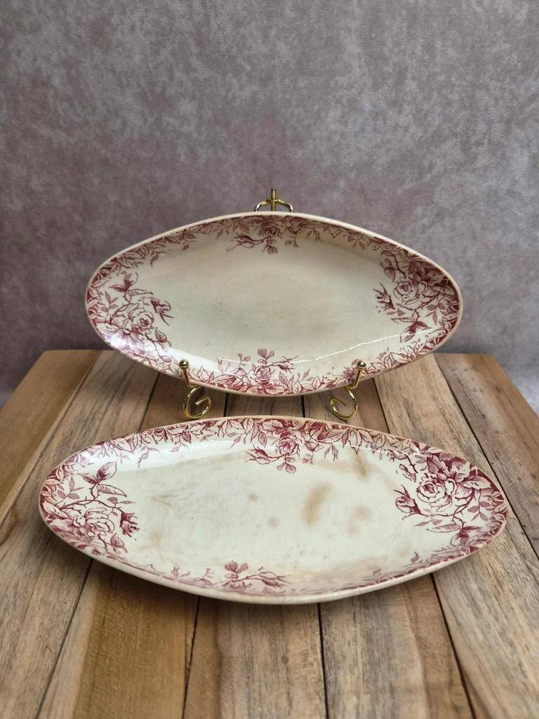 Set of 2 antique Gien Floréal ironstone dishes.
