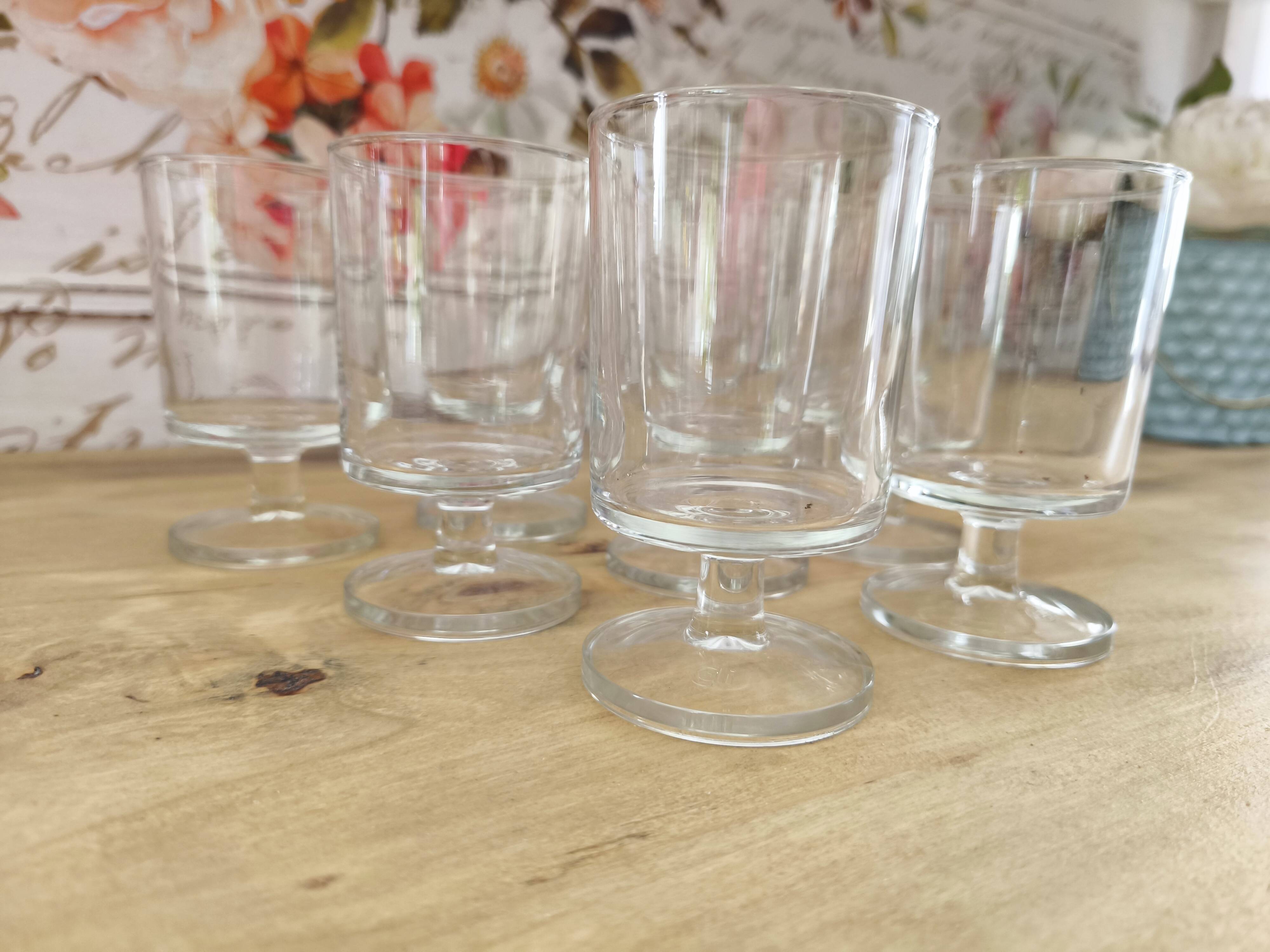 Set of 9 vintage Luminarc wine glasses, transparent Sweden model