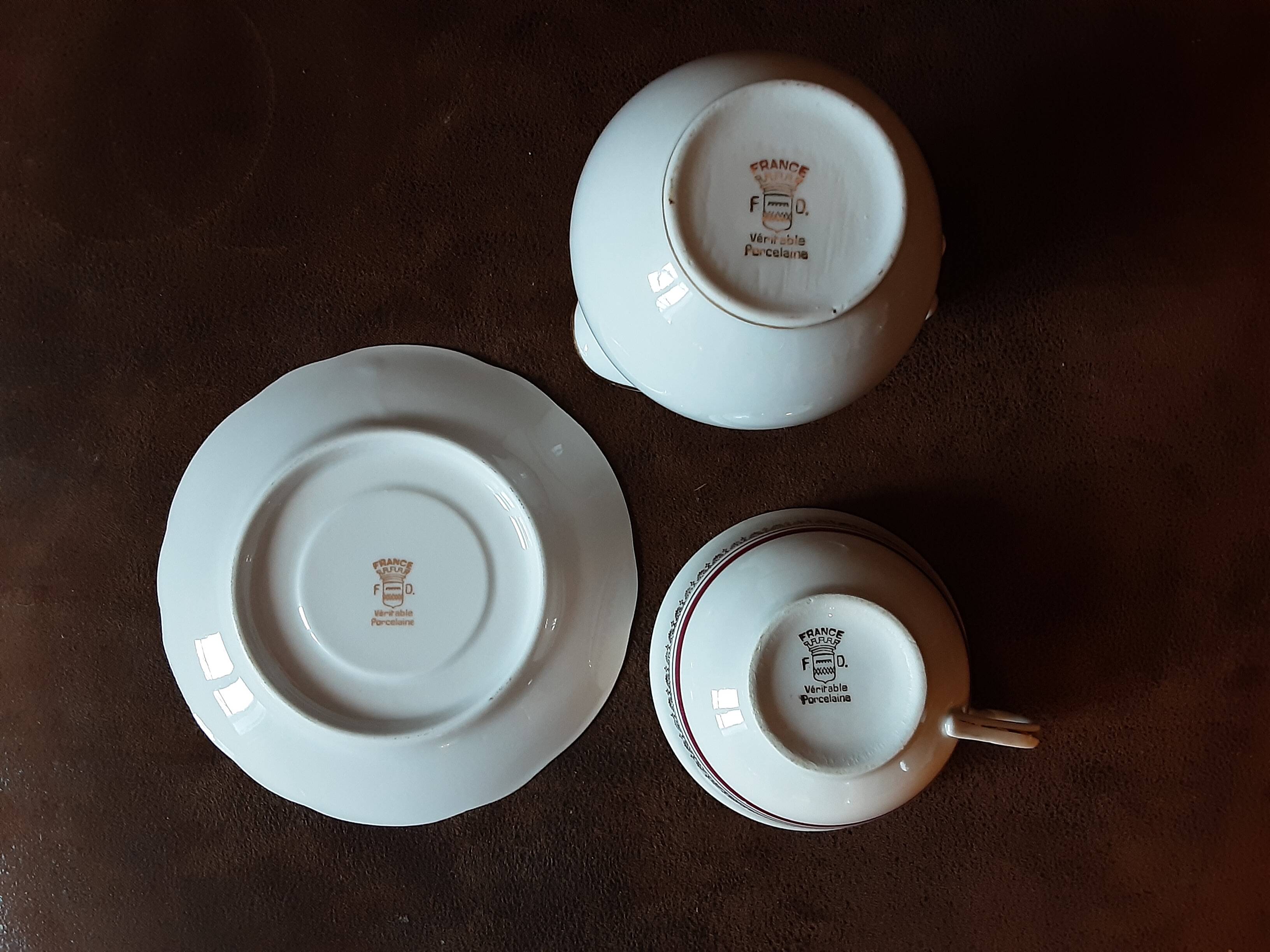 Ensemble à café F D véritable porcelaine
