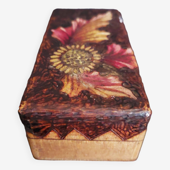 Pyrographed wooden box souvenir from Poland 1921