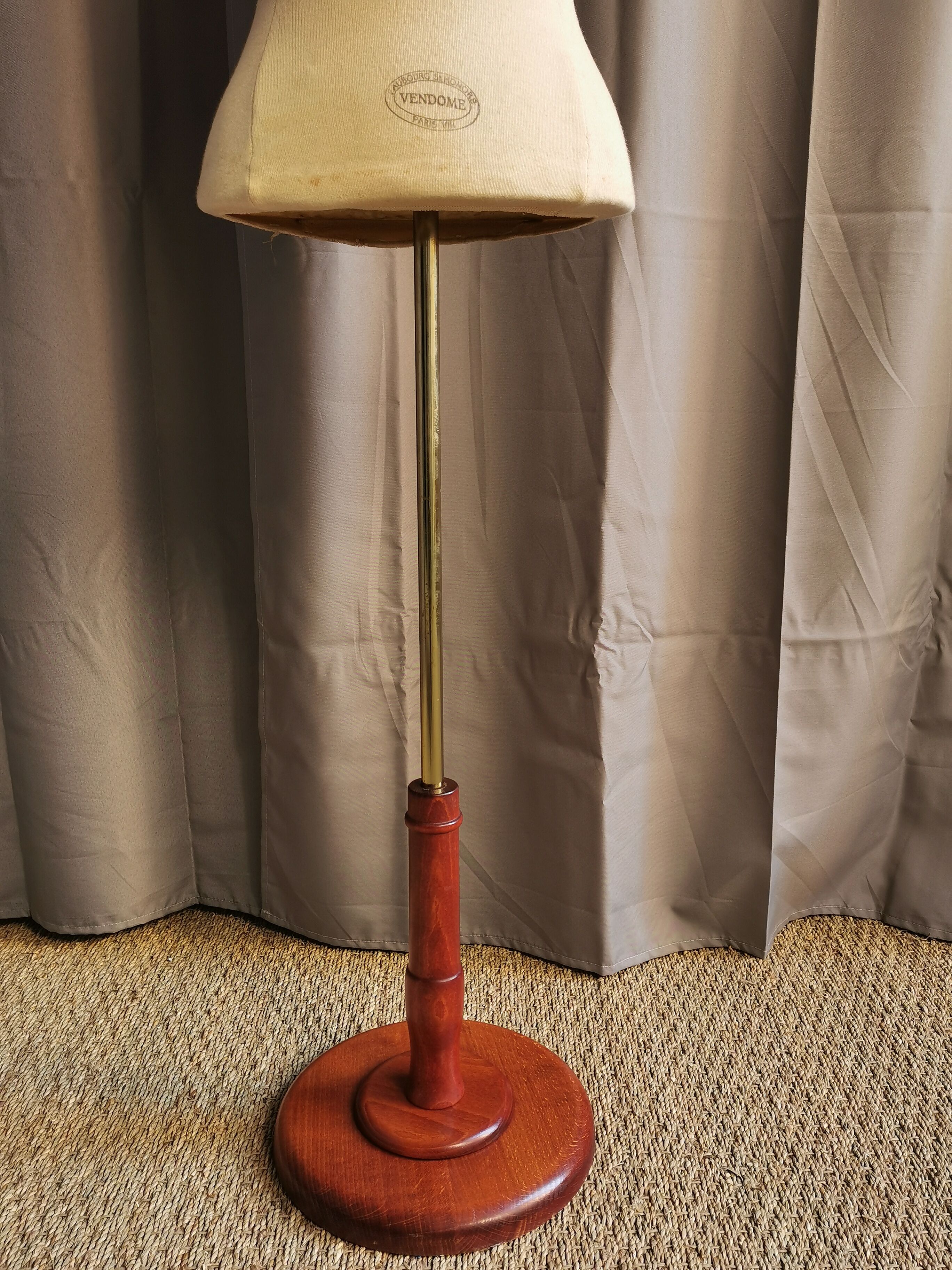 Mannequin vintage "buste de femme sur pied"
