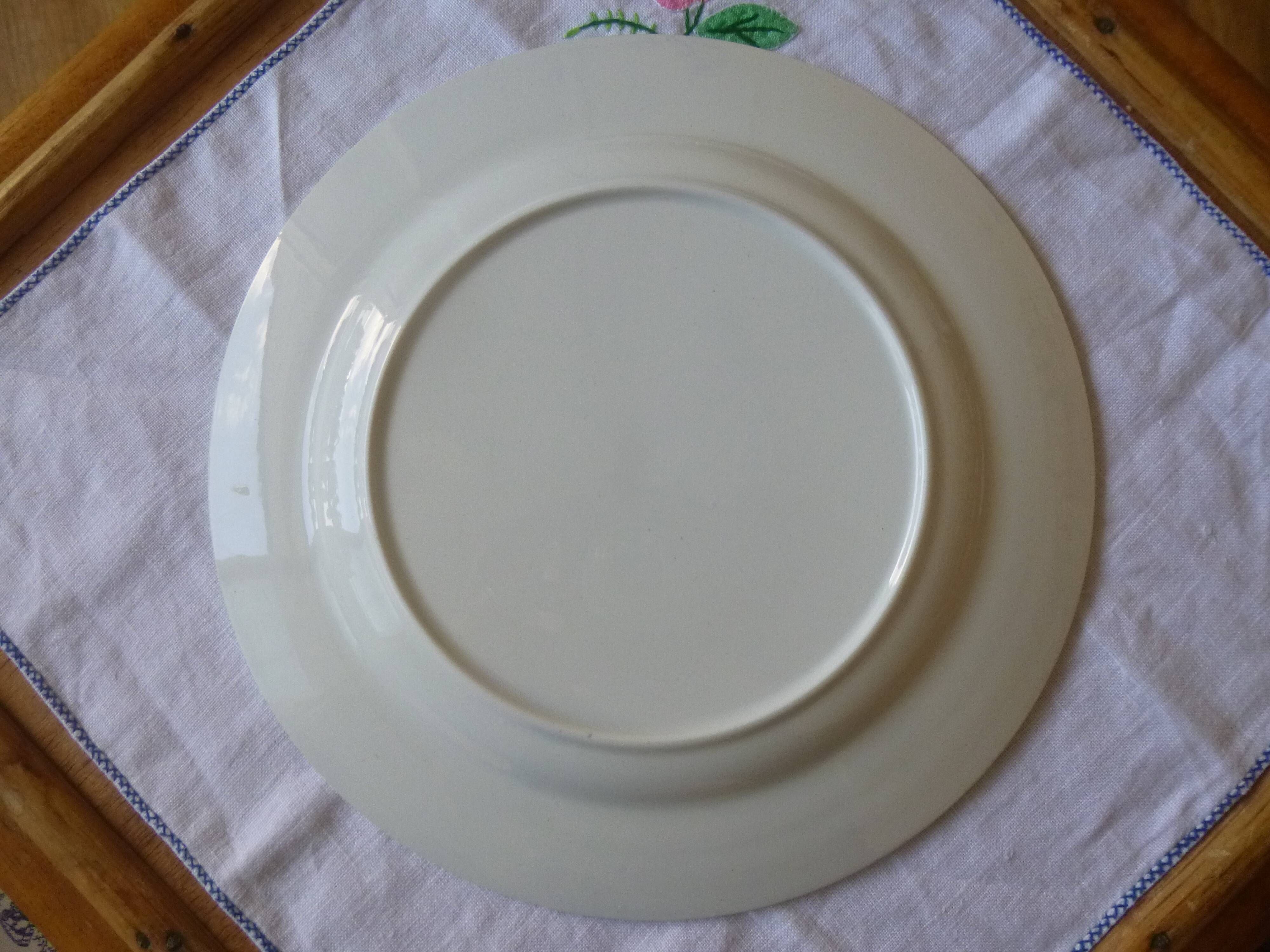 3 Yoplait advertising plates - The 3 musketeers