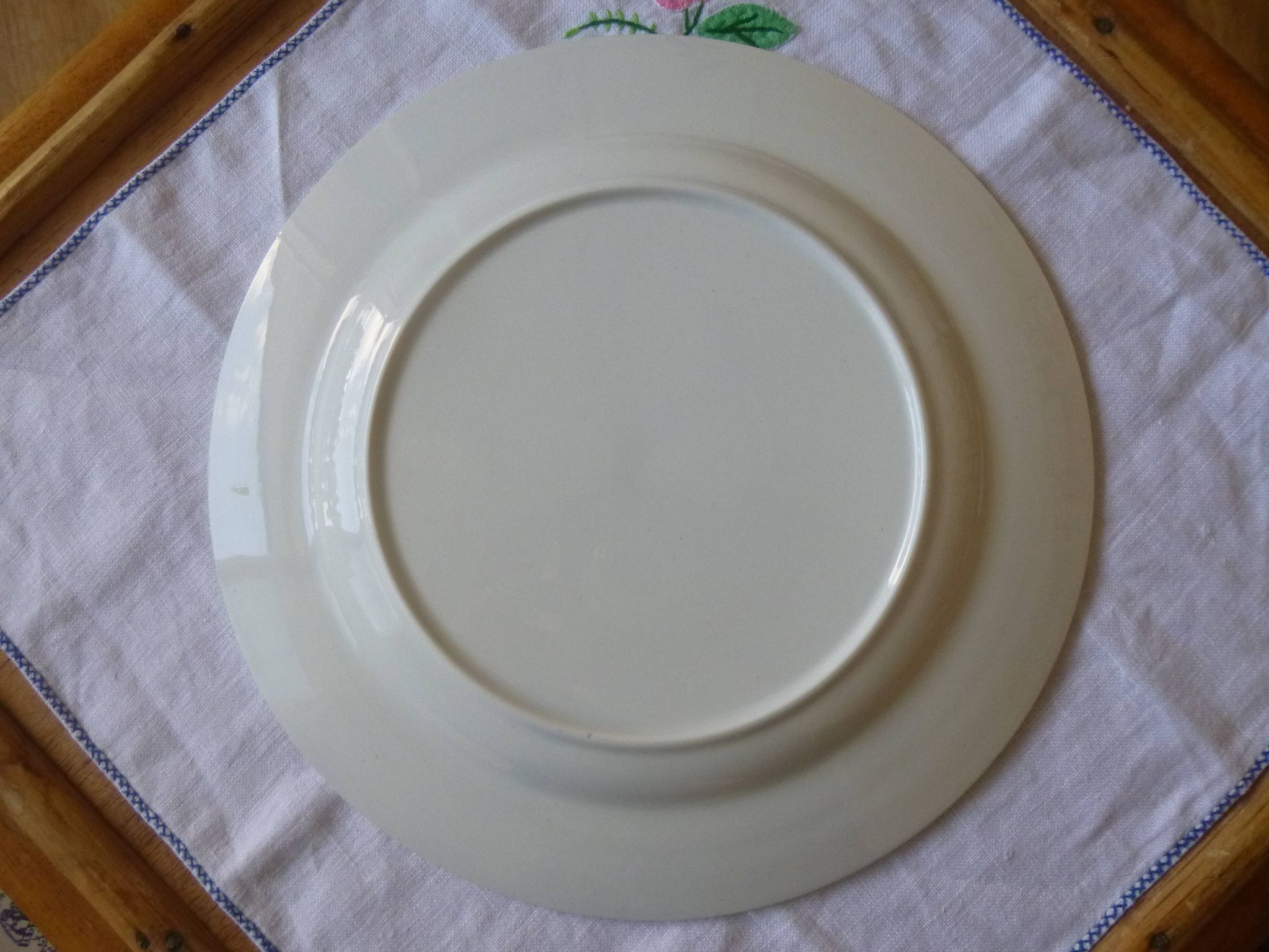 3 Yoplait advertising plates - The 3 musketeers