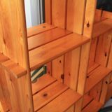 Pine staircase shelf in Regain style