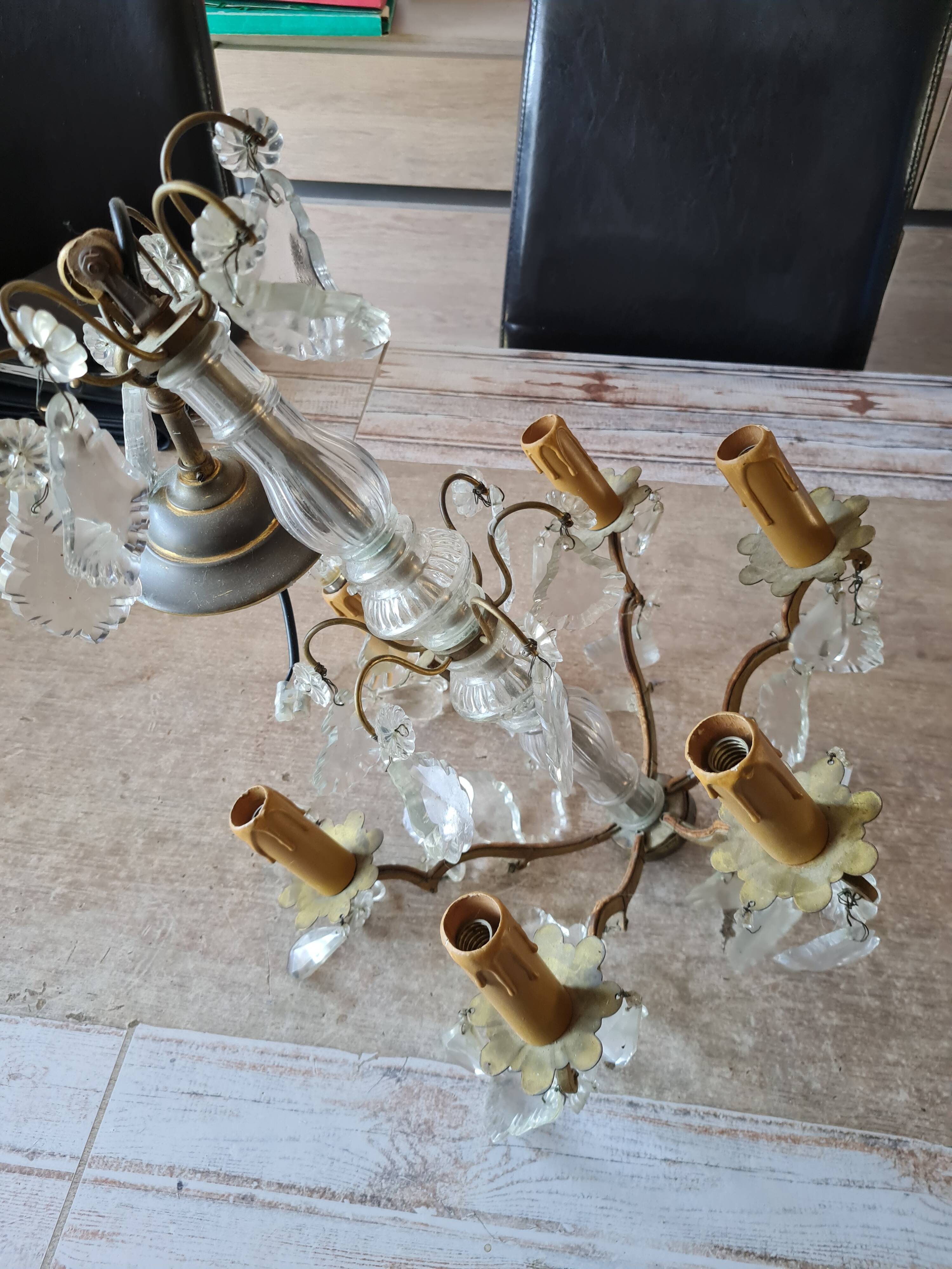 Large Louis XV style chandelier with crystal tassels on a bronze mount with 6 lights