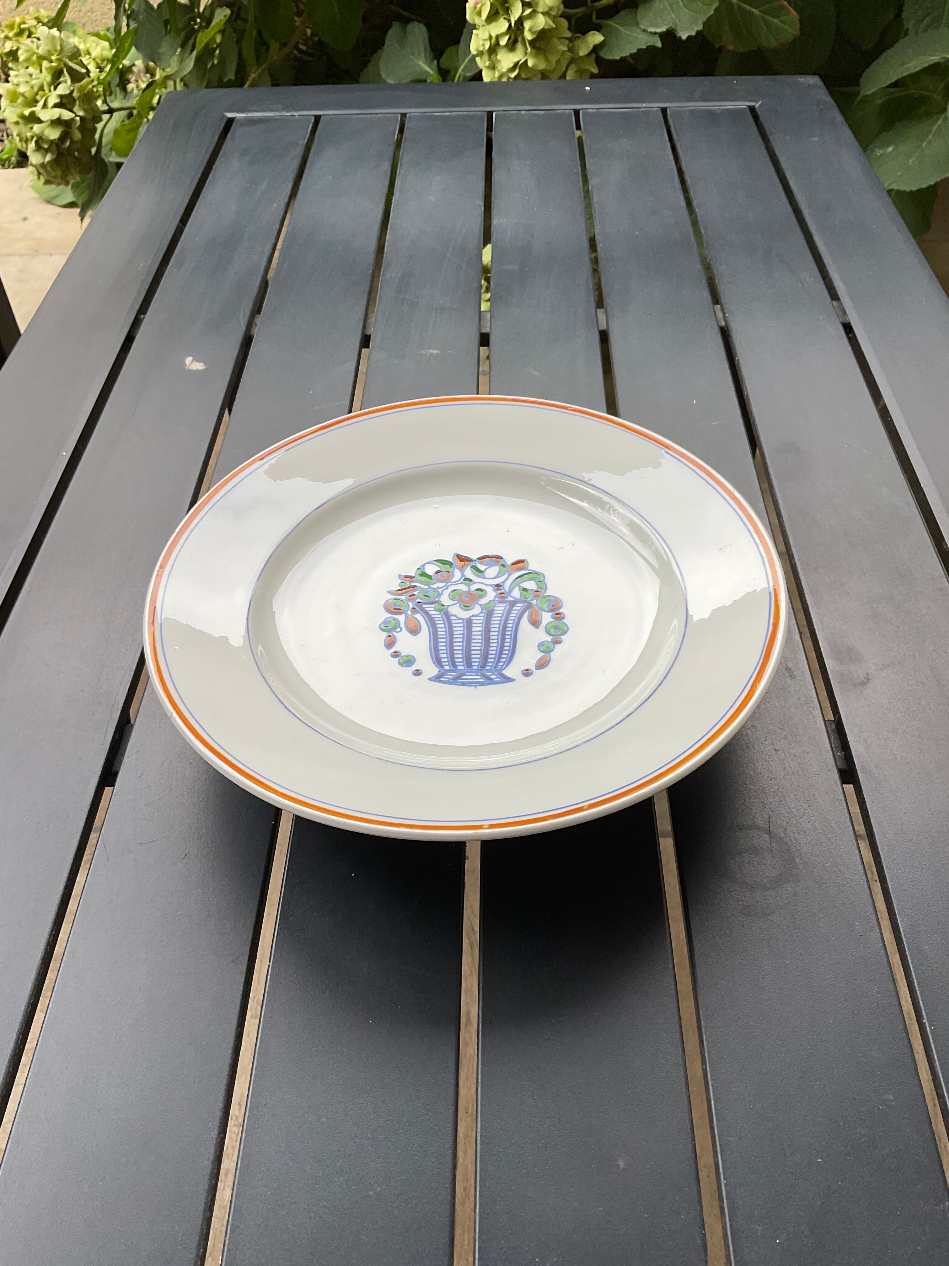 Set of 2 heel plates and one compote dish art deco, Boch La Louvière