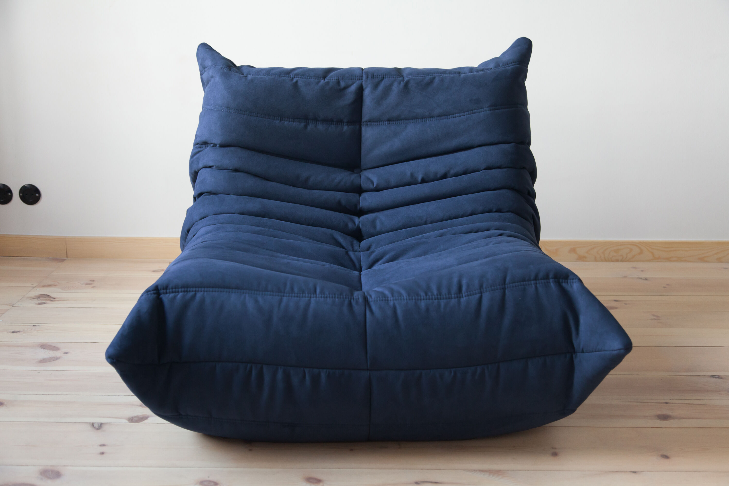 Togo armchair model designed by Michel Ducaroy 1973