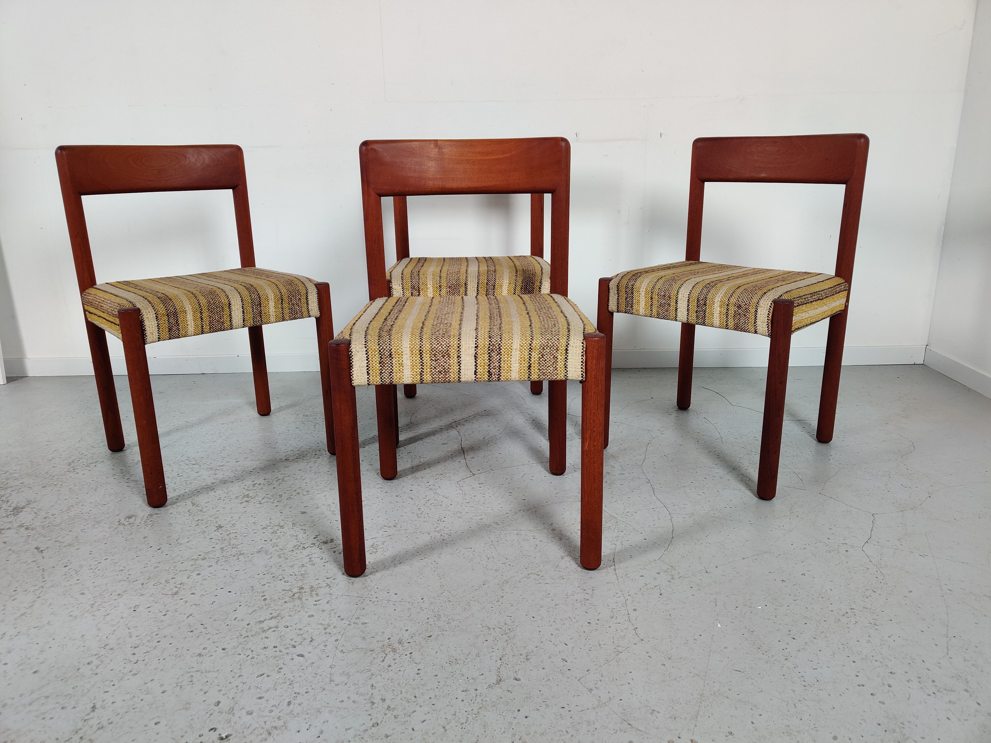 4 Scandinavian teak chairs, Denmark 60s