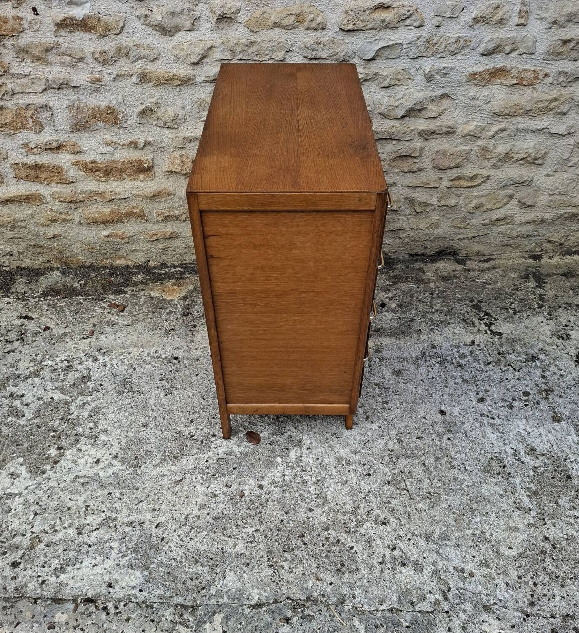 Compass leg chest of drawers