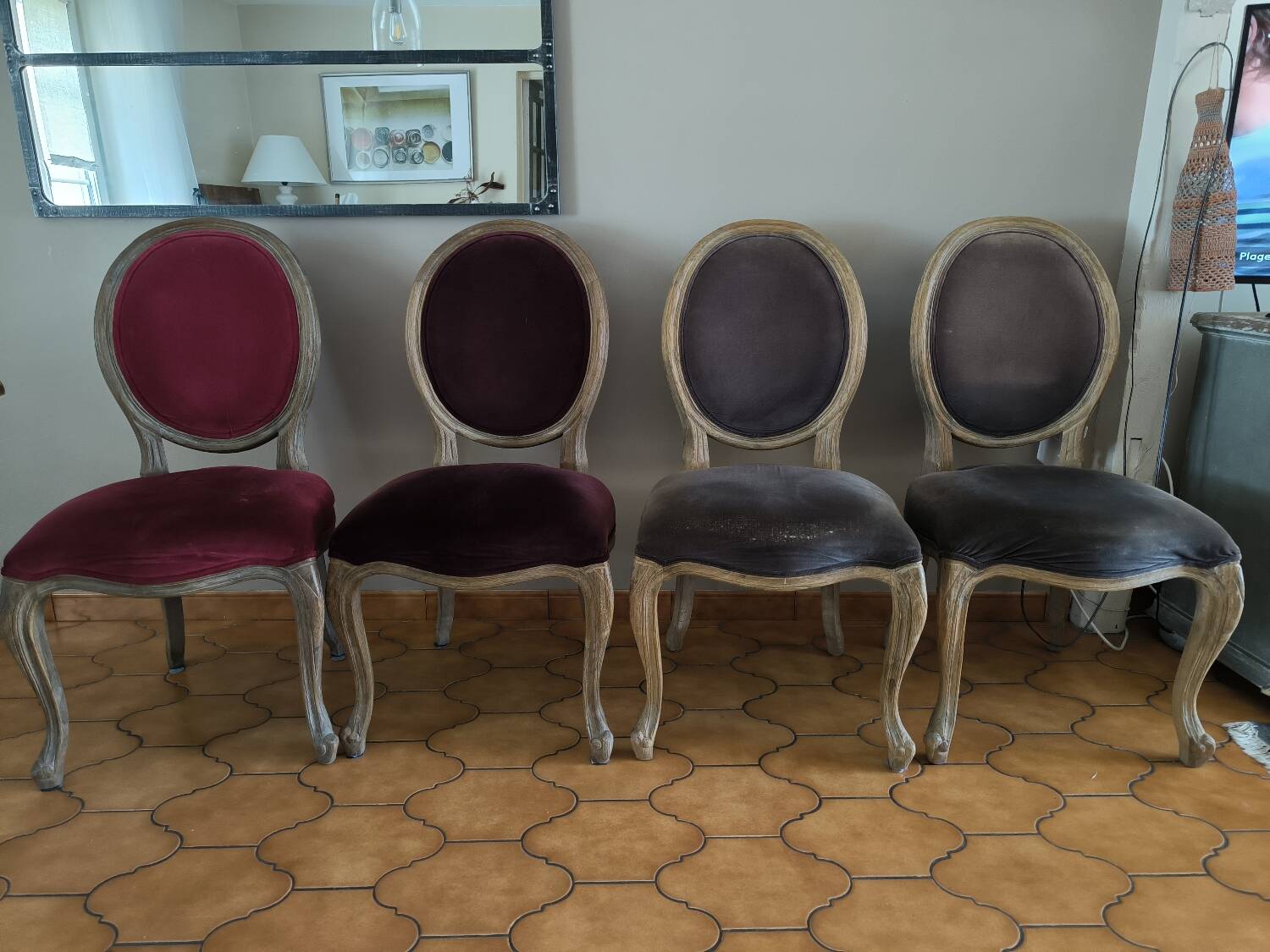 Set of 4 chairs
